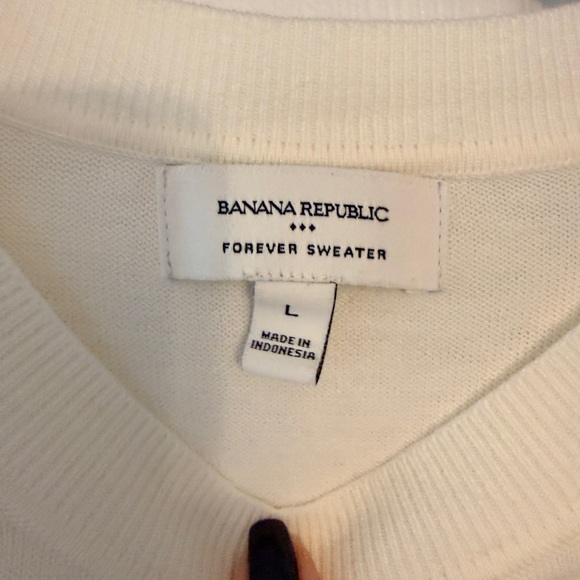 Banana Republic Off-White Sweater - Picture 2 of 2